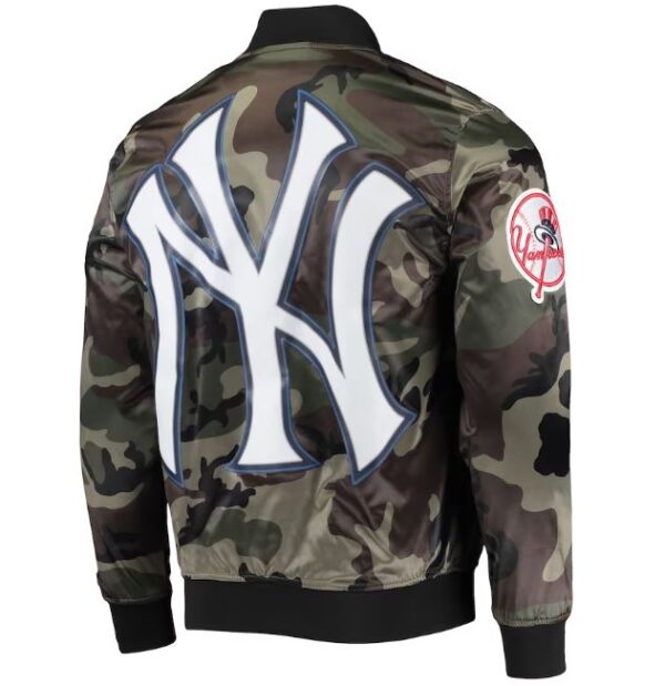 NYY-Camo-back