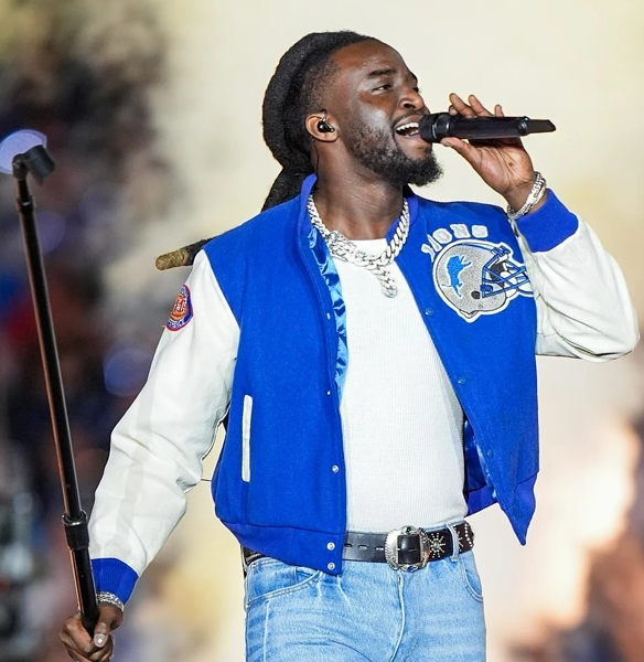 shaboozey-detroit-lions-blue-and-white-bomber-jacket-for-fans